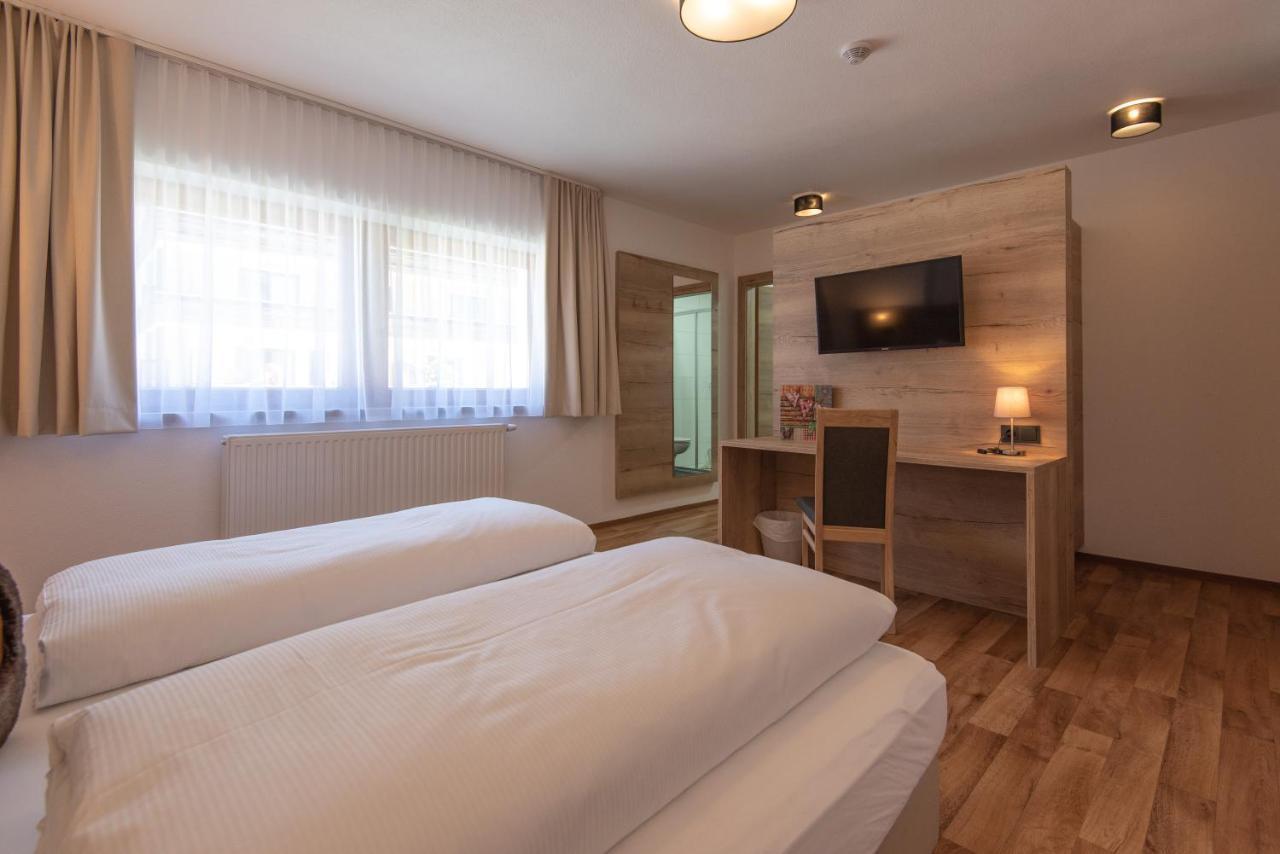 Haus Elisabeth Hotell Sankt Leonhard im Pitztal Eksteriør bilde