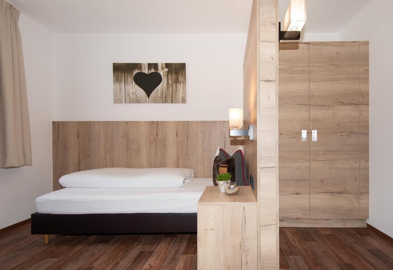 Haus Elisabeth Hotell Sankt Leonhard im Pitztal Eksteriør bilde