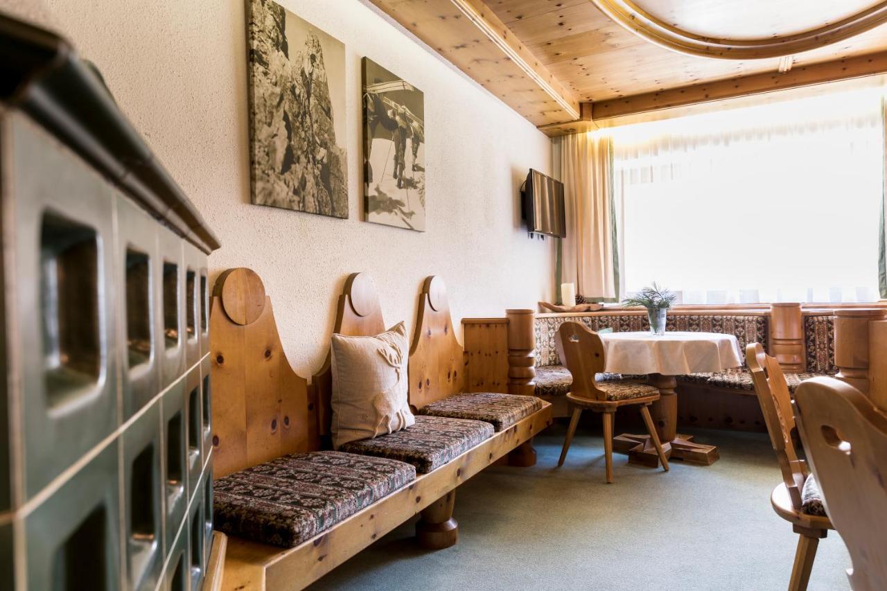 Haus Elisabeth Hotell Sankt Leonhard im Pitztal Eksteriør bilde